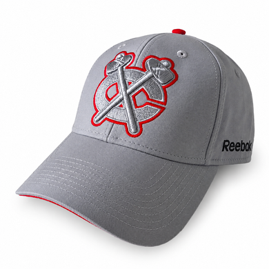 Бейсболка Reebok Chicago Blackhawks Center Flex Fit
